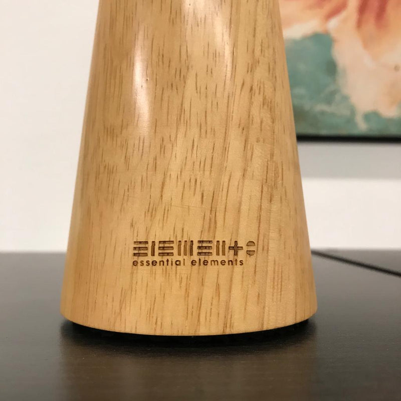 (For Purchase 5pcs essential oil redeem only) $550 Taiwan Aromatherapy Diffuser Promotion Set
